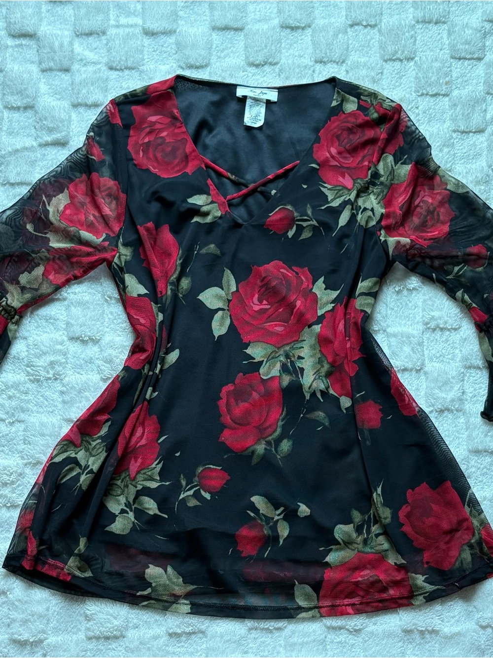 Rue Juju Women’s Black Floral Rose Mesh 3/4-Sleeve Top
